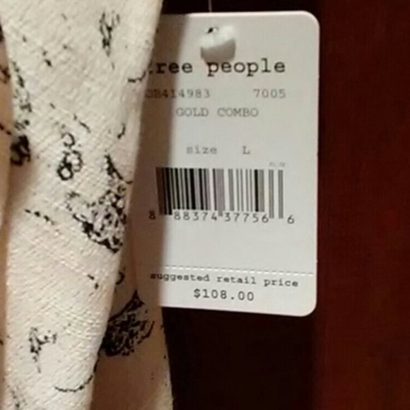 Free People Cut Out Top Size-Large - Picture 9 of 9